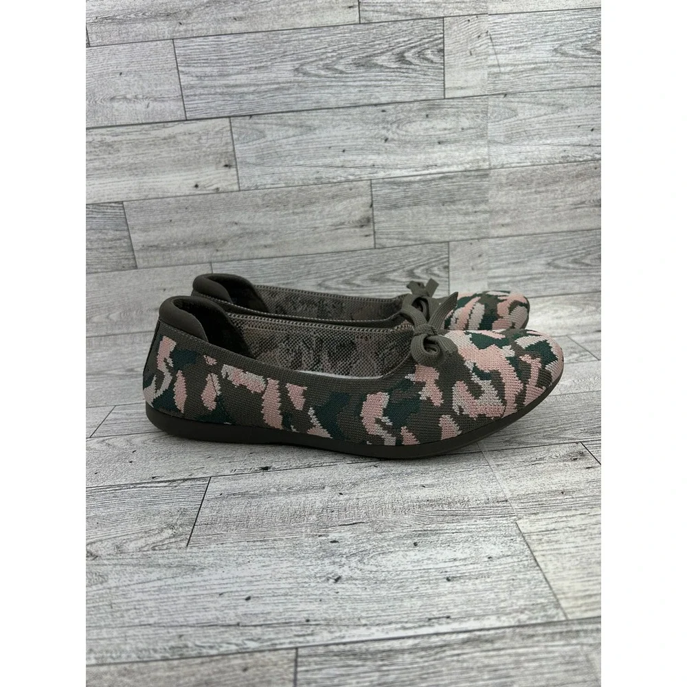 Clarks Women Camo Ballet Flats Pink Green‎ Brown Bow Slip On Shoes Size 8M